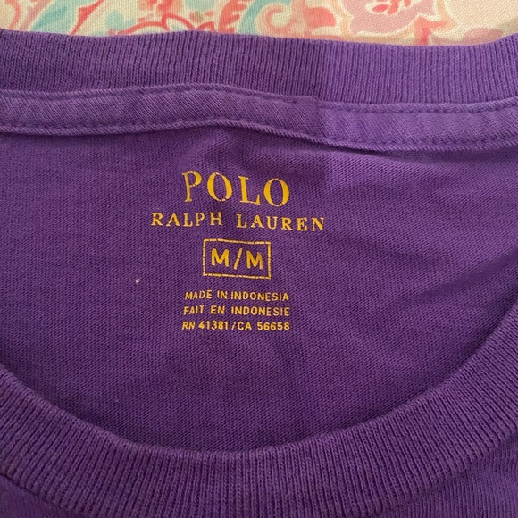 Polo tshirt size M - Picture 2 of 2